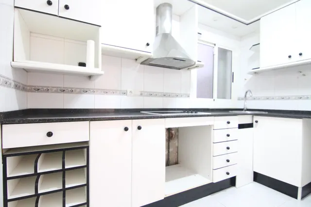 Fantástico piso de 3 habitaciones con ascensor, listo para entrar a vivir en la zona del estatut de Olesa de Montserrat — 9