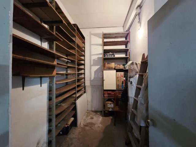 MAGNIFICO LOCAL CON OPCION A CAMBIO A VIVIENDA LEGAL EN ZONA - foto 5
