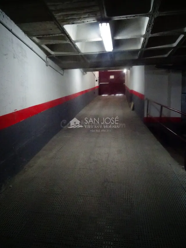 VENTA DE PLAZA DE GARAJE EN ZONA CENTRO DE ASPE AL LADO DE A - foto 2