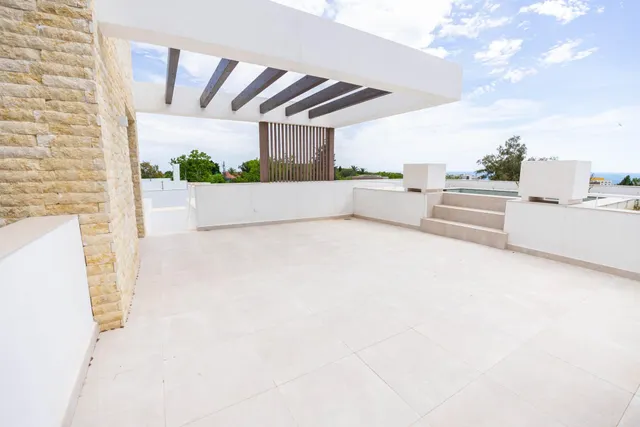 DOS ESPECTACULARES VILLAS RECIÉN TERMINADAS EN EL CENTRO DE MARBELLA — 44