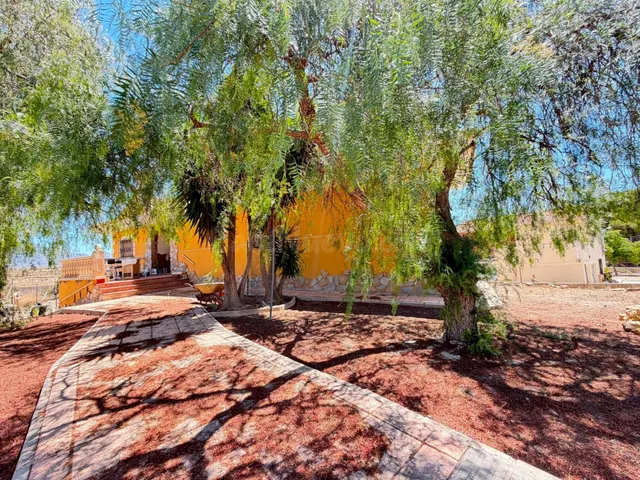 Espectacular chalet independiente con 7 dormitorios, piscina y 1.520 m2 de parcela en Río Park — 24