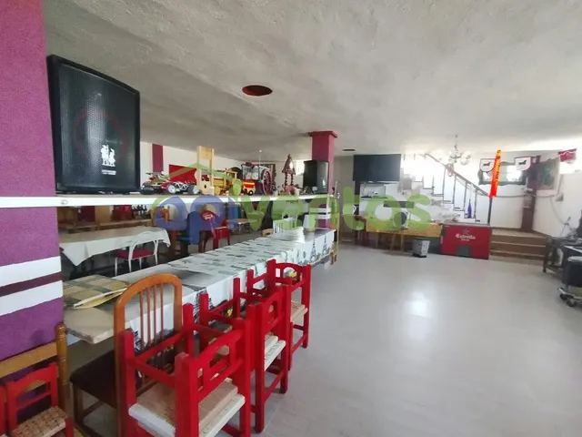 Casa vallada de 3 plantas — 25