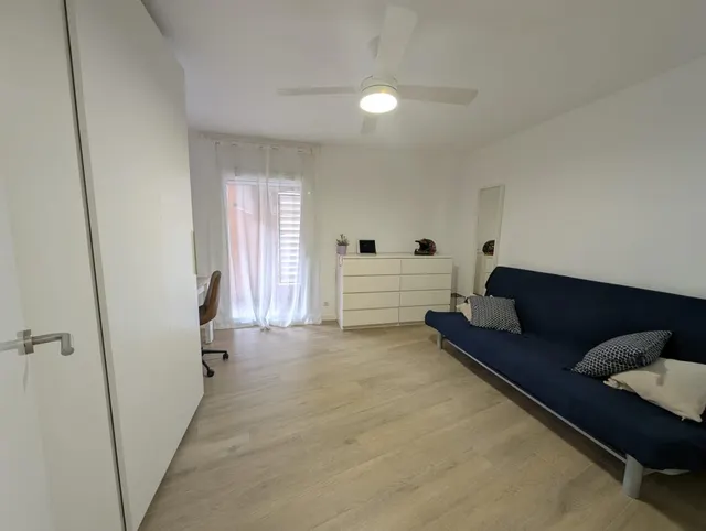 Exclusivo Piso con Gran Terraza Privada en Situación Inmejorable Tortosa — 19