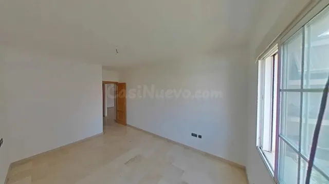 Amplio y Moderno Piso en el Corazón de Armilla — 5