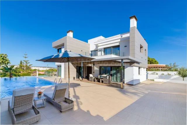 Villa 3 habitaciones 461m² en venta - Zona los Frutales — 3