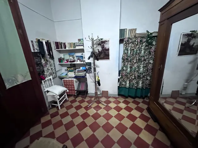 Oportunidad en Monóvar: amplia casa de 4 habitaciones y 2 baños — 18