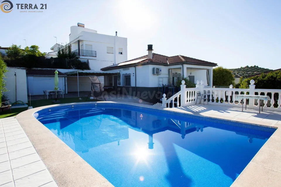 VENTA CHALET FUERTE DEL REY