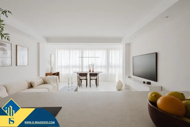 INCREÍBLE APARTAMENTO A PIE DE PLAYA, TOTALMENTE REFORMADO! — 42