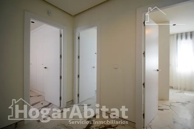 CHALET NUEVO CON PISCINA, GARAJE Y TERRAZA — 50