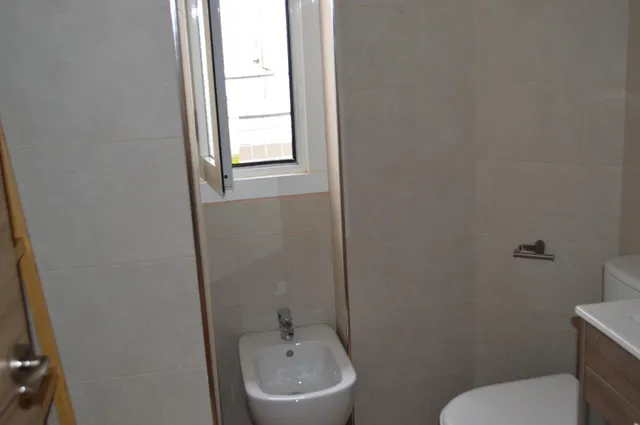 PISO EN EL CENTRO DE GRANADAA — 31