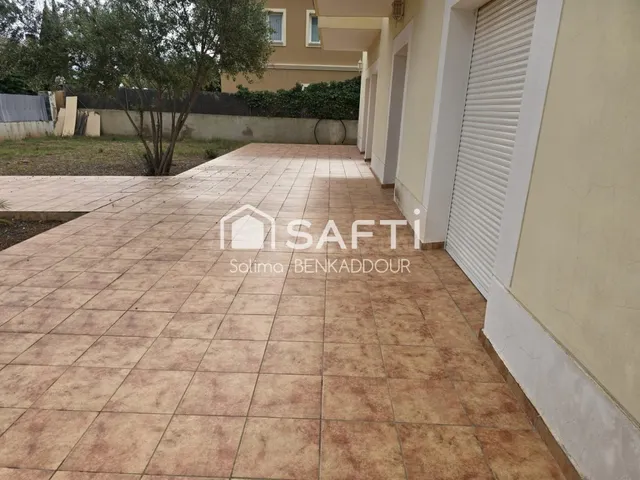 Estupendo chalet de 998 m2 de parcela y 620 m2 de vivienda. — 4