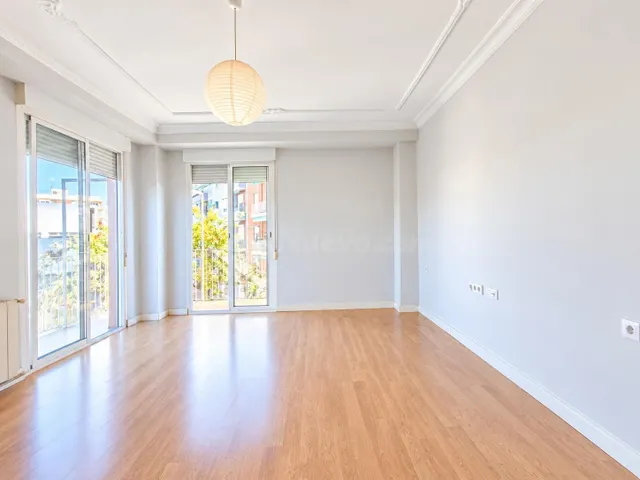 Un piso de los que ya no se hacen: espacio, sol y la brisa del mar a un paso — 4