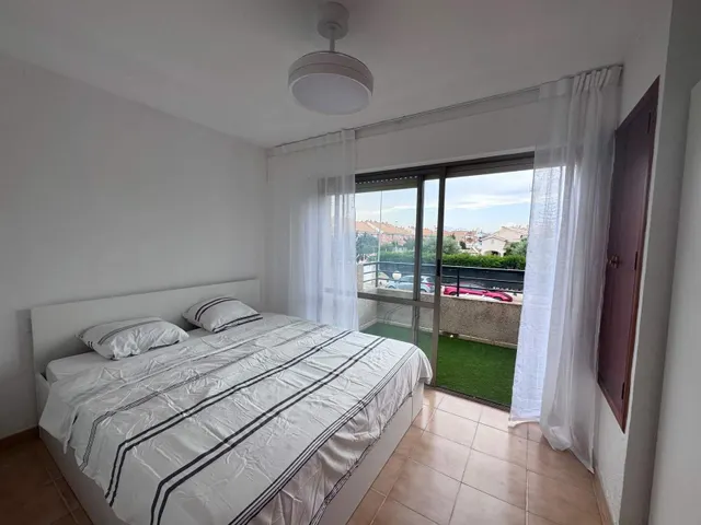 Chalet Reformado con Jardín Privado en San Juan Playa - Alicante — 9