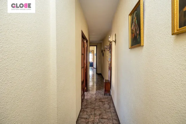 Espectacular edificio a 3 calles con vivienda y locales comerciales en pleno centro de Alhama — 22