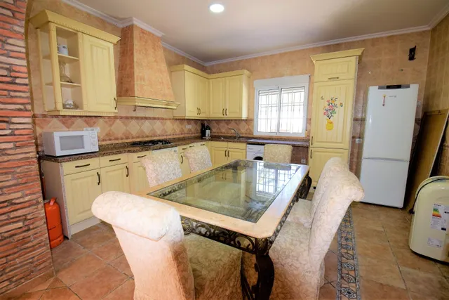 Casa 5 habitaciones 300m² en venta - Centro — 28