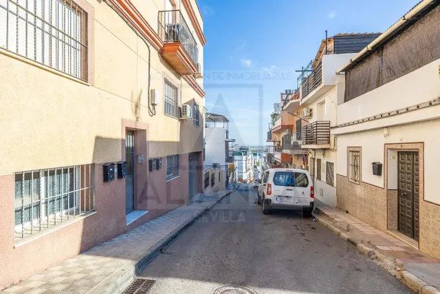 Venta de piso en Camas (Sevilla) — 36