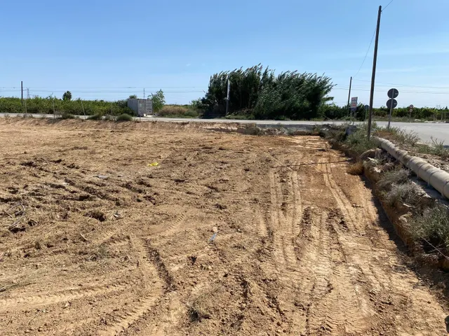 VENTA DE TERRENO RÚSTICO CON LUZ Y CASETA PARA REFORMAR — 9
