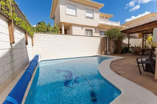Chalet 4 habitaciones 258m² en venta - Salinetas - foto 4