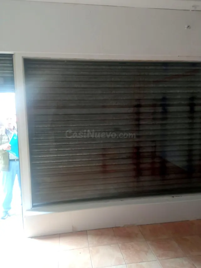 Local comercial 30m² en alquiler - López de Gomara - foto 3