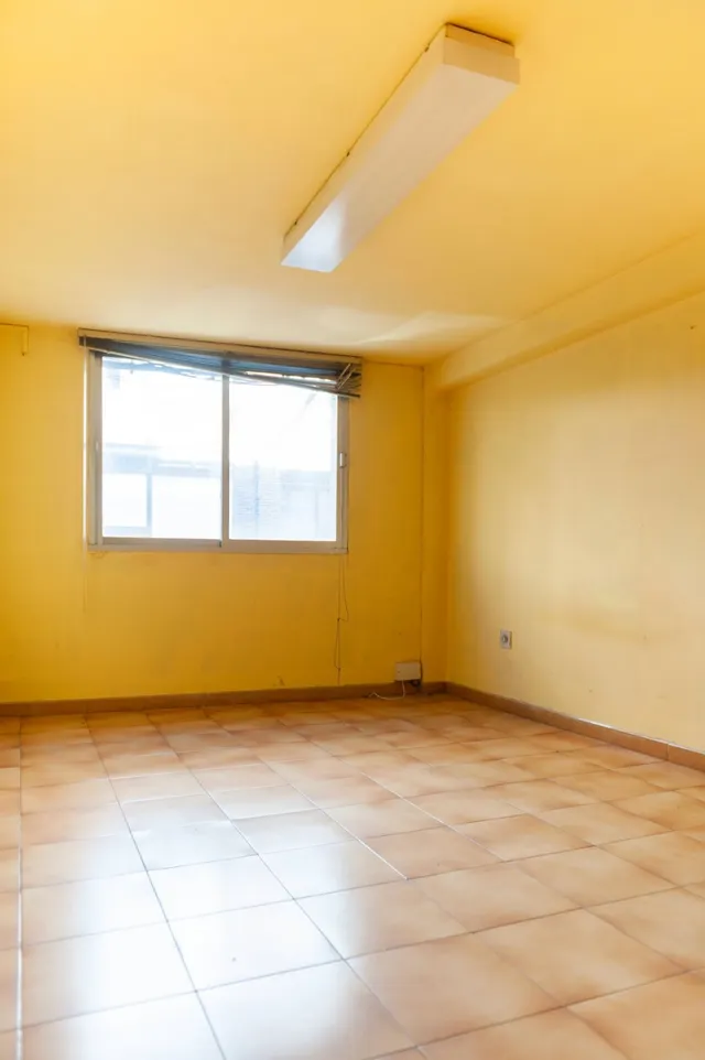 LOCAL EN VENTA EN EL CENTRO DE PONFERRADA — 8