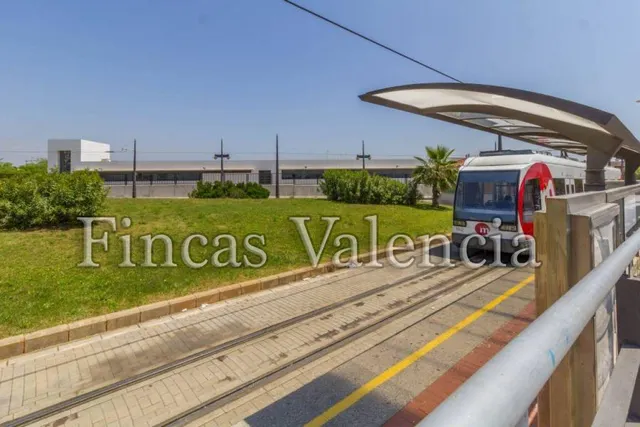 PISO CON VISTAS! TERRAZA INCREIBLE. 3 HB, PLAZA DE GARAJE y TRASTERO. — 35