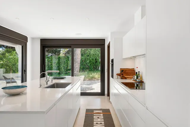 Chalet 4 habitaciones 351m² en venta - Marbella — 11