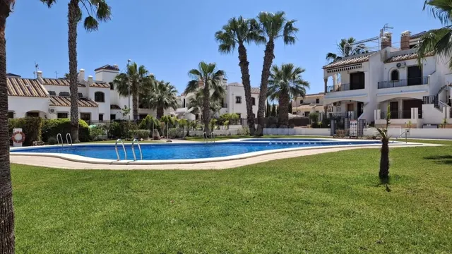 Apartamento 2 habitaciones 87m² en venta - PAU 8 — 2