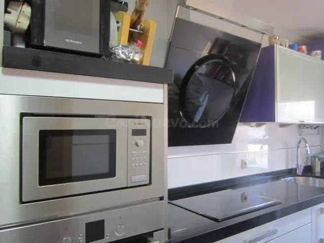 APARTAMENTO, 80 M2, SALÓN, COCINA, 2 HAB., 2 BAÑOS, TRASTERO - foto 2