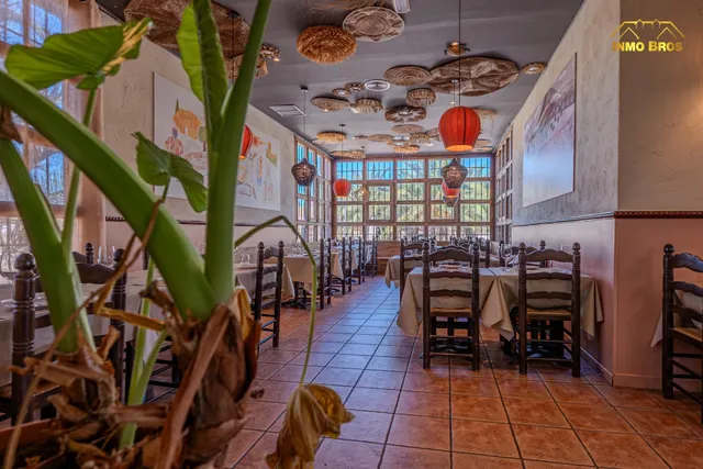 “Restaurante con licencia en 1.993 m2 de parcela y potencial para 3 viviendas en Hita” — 12