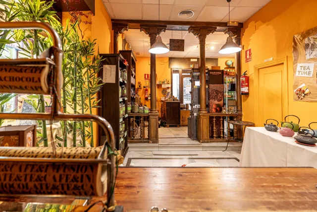 SE TRASPASA TIENDA ESPECIALIZADA EN TÉ, CAFÉ Y CHOCOLATE — 30