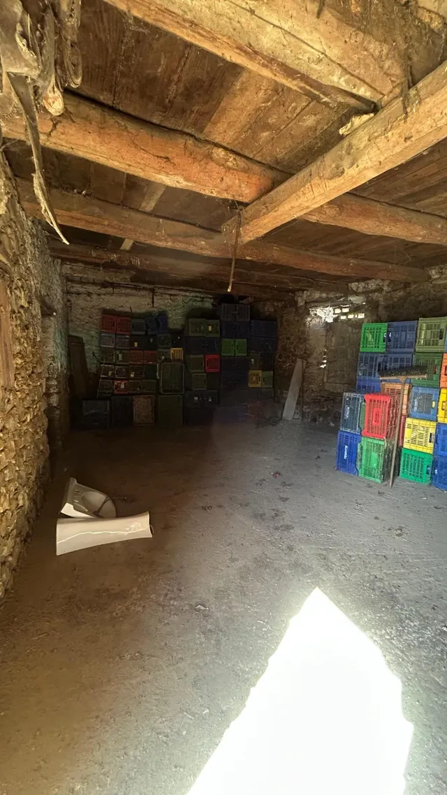 Amplia Casa de Piedra en Dehesas - Oportunidad Única por 29.000 € — 13