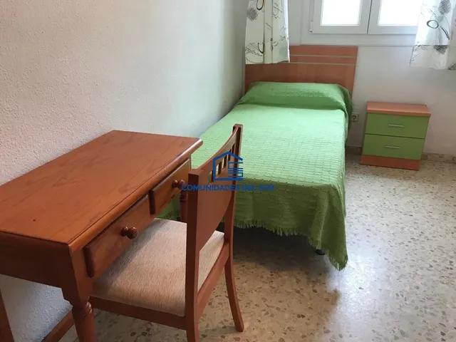 ALQUILER HOSPITAL — 32