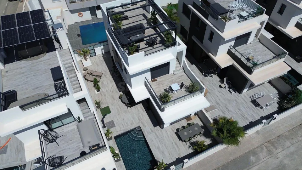 Chalet 3 habitaciones 133m² en venta - Pueblo 4