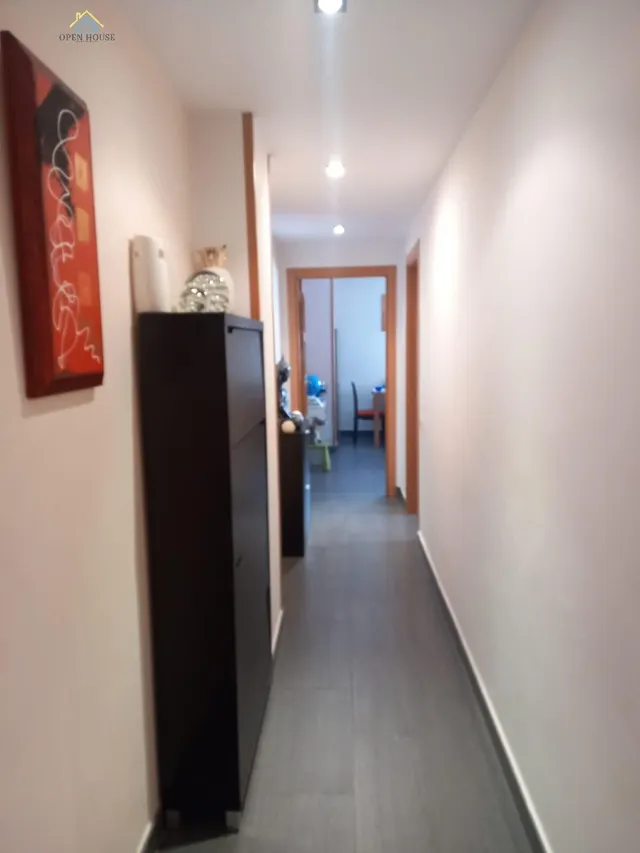Bonito piso en venta en la Seu d'Urgell, edificio moderno con Box individual para dos coches. — 9