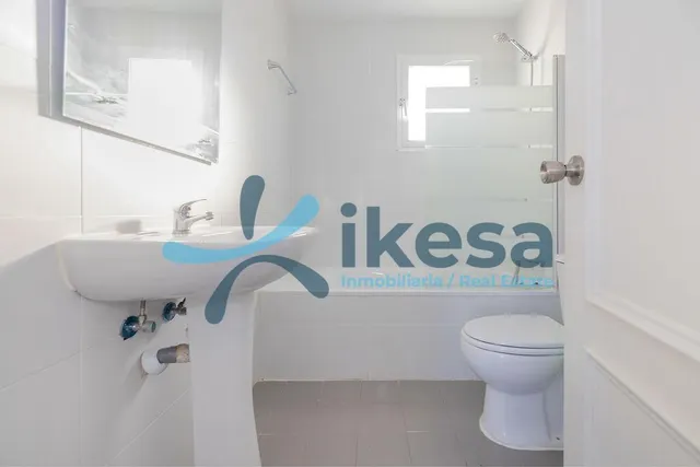 Venta de Casa Adosada en Marbella, Málaga. — 16