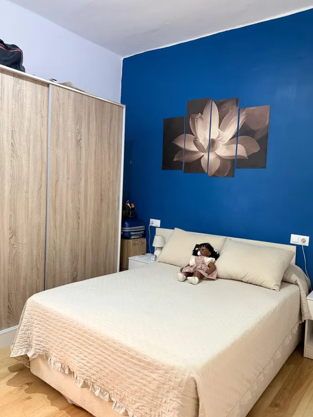 Piso de 2 dormitorios en eugenio gross – Málaga  230.000 € — 32
