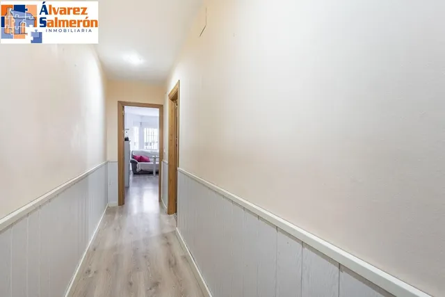 Piso con garaje, trastero y excelente ubicación en Huétor Vega — 10
