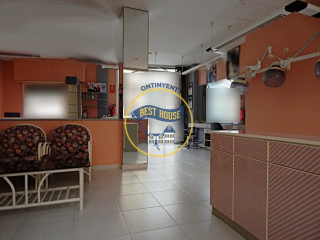 LUMINOSO LOCAL COMERCIAL EN COCENTAINA — 10