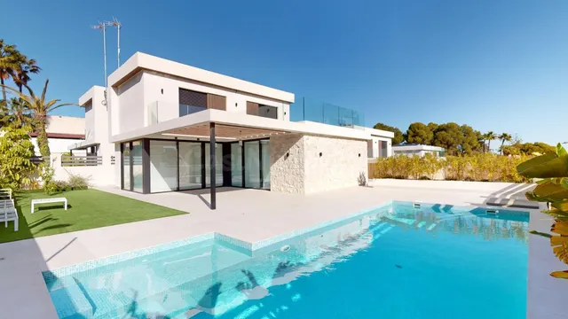 chalet de lujo la Zenia