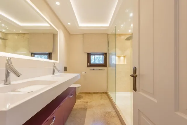 Chalet 6 habitaciones 341m² en venta - Costa Del Sol — 39
