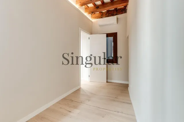 Piso reformado a estrenar en el Barrio Gótico de Barcelona — 22