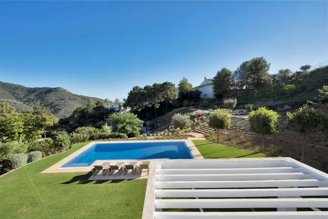 Chalet 4 habitaciones 391m² en venta - Costa del Sol — 20