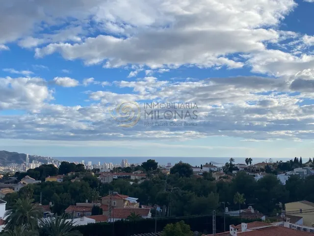 Casa independiente en la Nucia con piscina privada y vistas  - foto 3