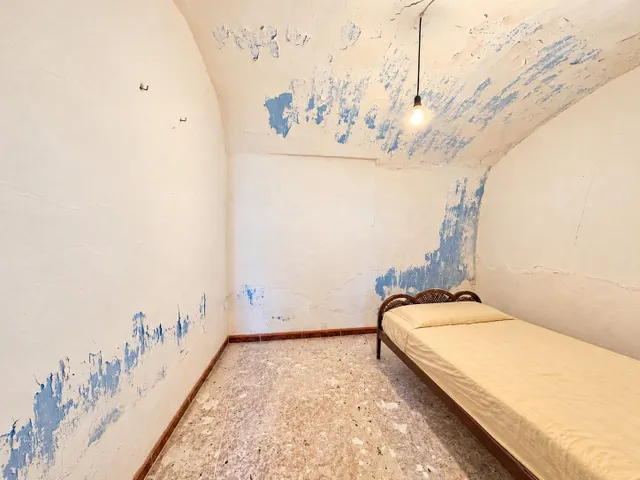 Venta de conjunto de viviendas y terrenos en Cúllar (Granada) — 20