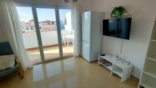 Apartamento de 1 dormitorio con terraza y piscina en Urbanización Milenio III en San Juan de los Terreros — 6