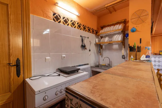 Casa independiente a 5 minutos de Granada en buen estado para entrar a vivir — 13