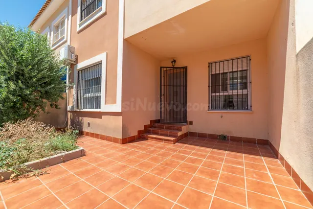 Adosado 5 habitaciones 152m² en venta - zona san blas - foto 2