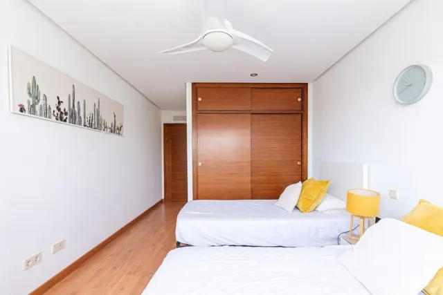 Exclusivo chalet individual con la mejor ubicación de la zona. — 24