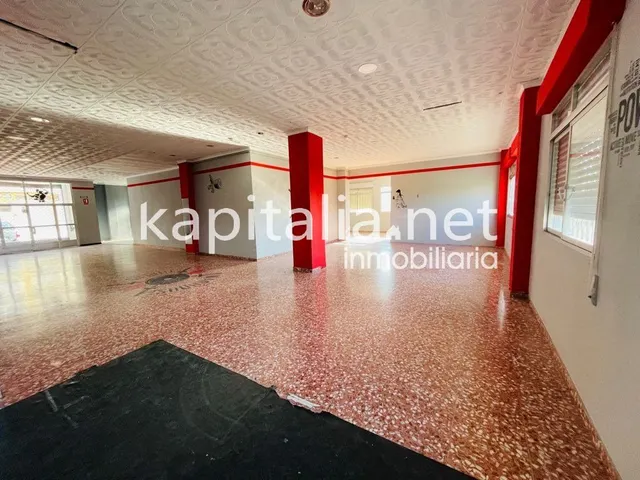 Local comercial en venta y alquiler en L´Olleria (Valencia) — 14