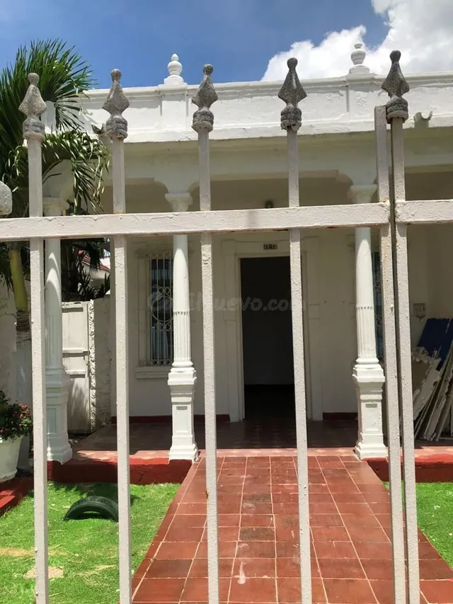 Se Vende Hermosa Casa En El Barrio Manga - foto 2